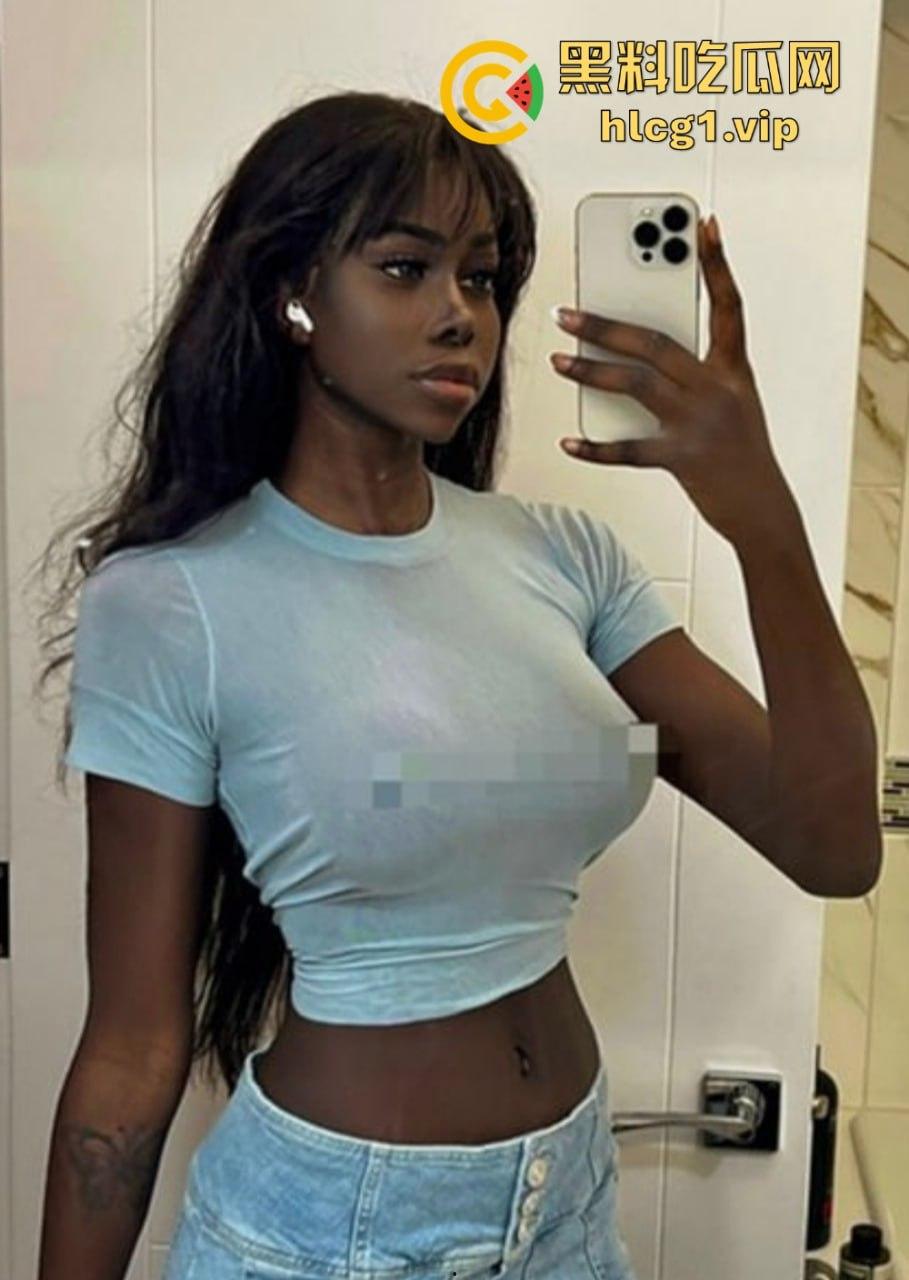 瓜友投稿大曝光!高级会所新玩法,黑妞乌鸡补身体,肌肤油光反射磨砂感惊艳瓜友!-2