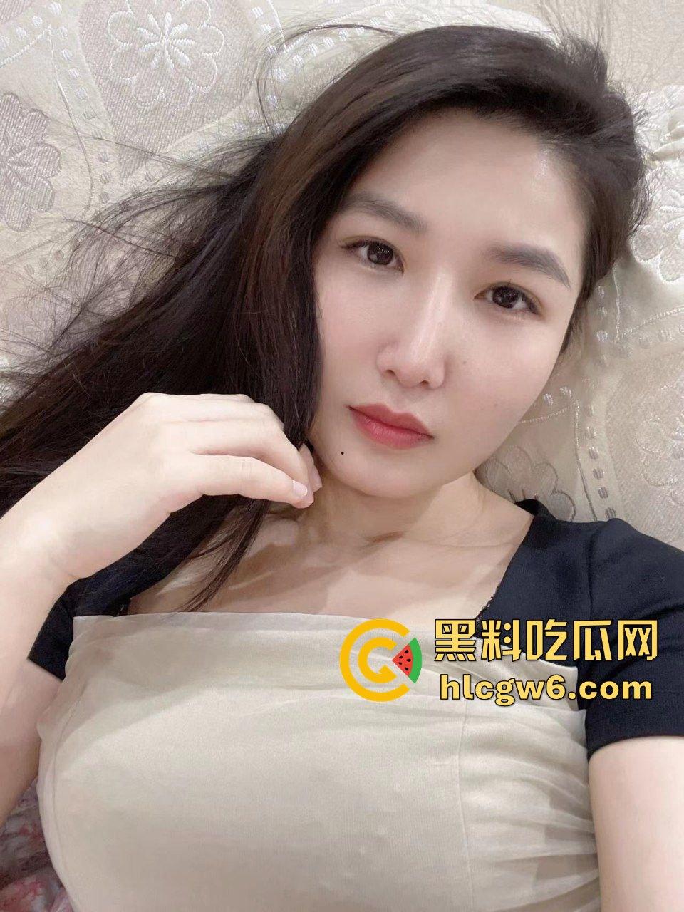 老A8果然还是那么顶,双透镜大灯锐利线条迷人,真皮柔软手感一绝,缸内直喷直达爽点,声浪湿润排气滴水!-2